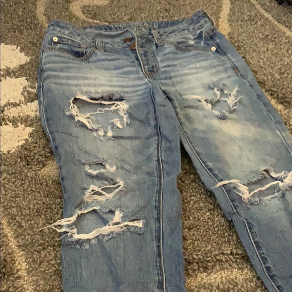 Boyfriend ripped jeans
